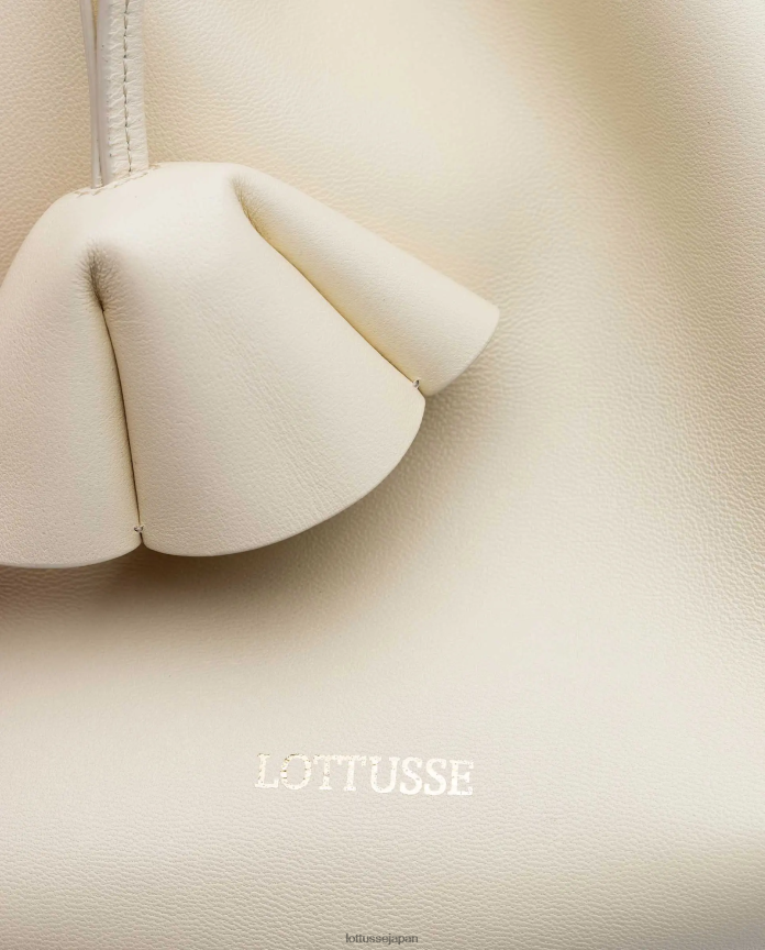 セレナラム ソフトトップハンドルバッグ オフホワイト アクセサリー Lottusse 女性 T4606T328